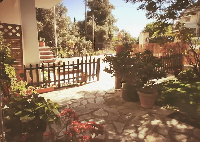 Olga\'S Cozy Nest , Apartment In Ano Korakiana.