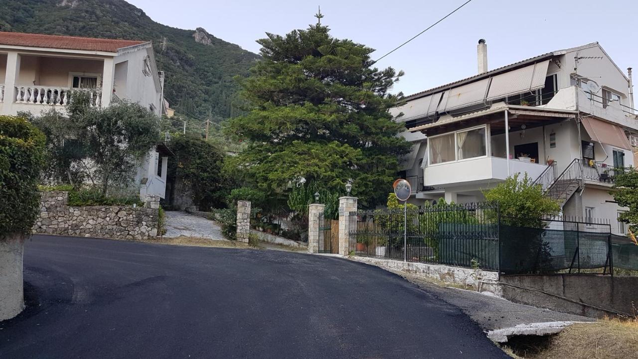 Olga's Cozy Nest , In Ano Korakiana. Apartment *