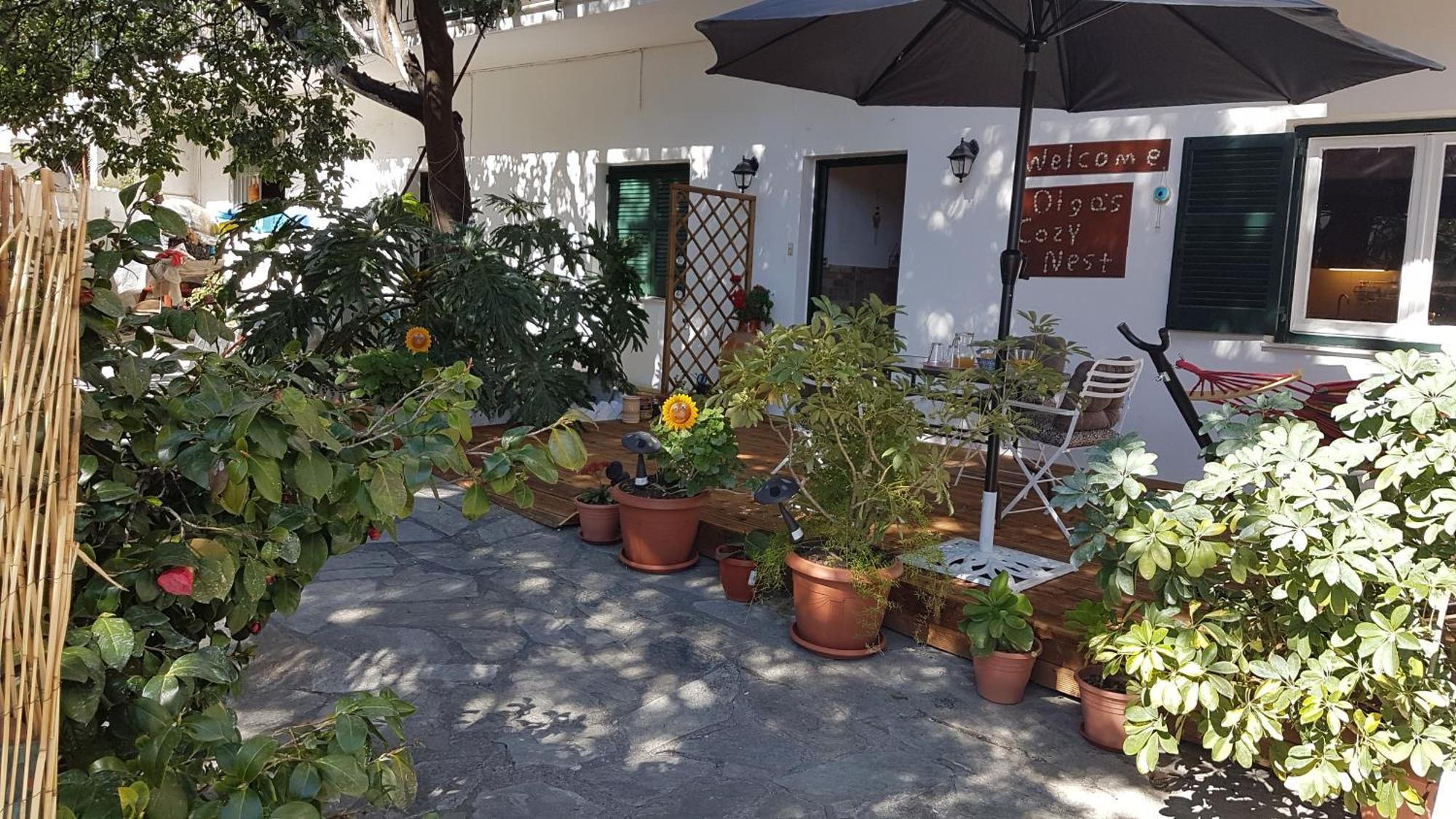 Olga's Cozy Nest , In Ano Korakiana.